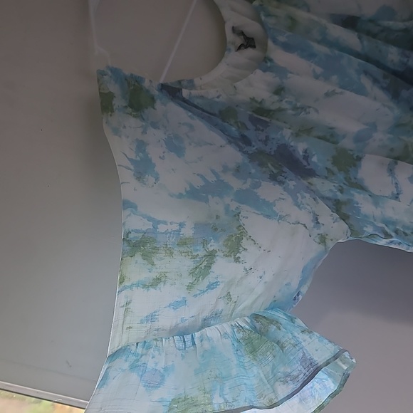 Dress - Picture 2 of 4